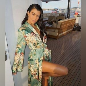 Zara Woman Floral Satin Robe/Kimono S